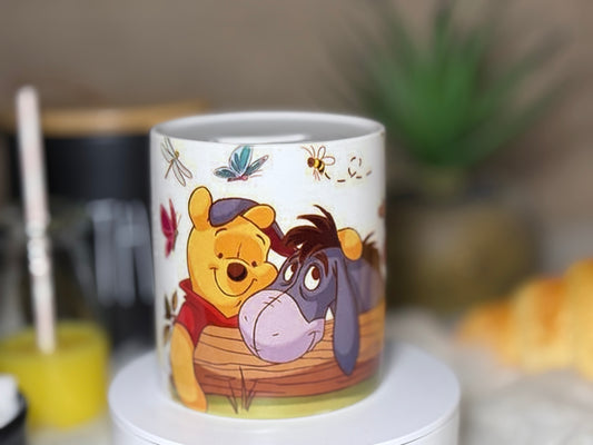 Tirelire Winnie l’Ourson – Adorable et pratique ✨