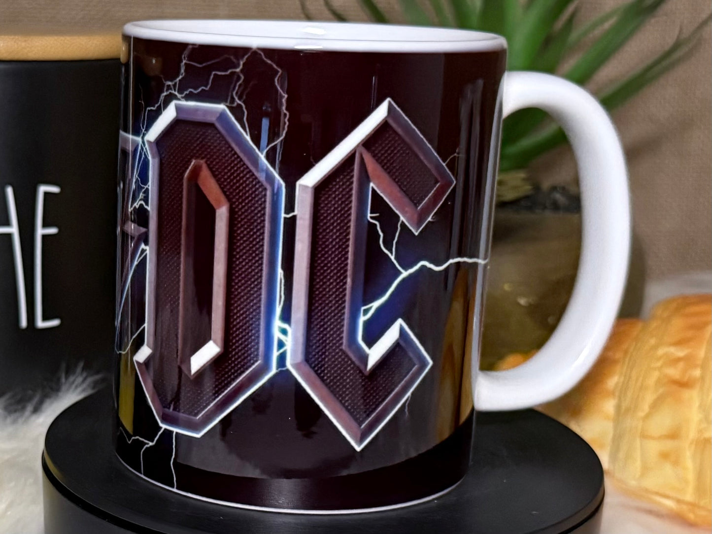 Mug AC/DC bleu