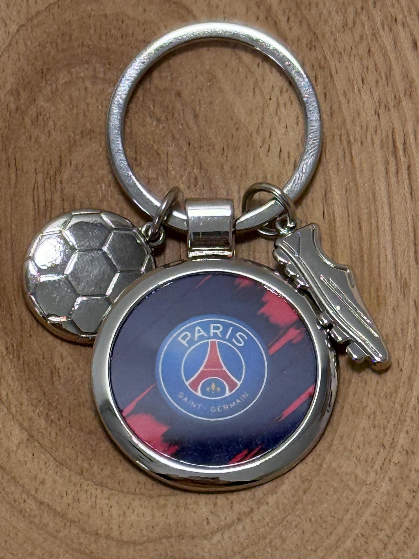 Porte clé en métal Paris saint germain ( PSG)